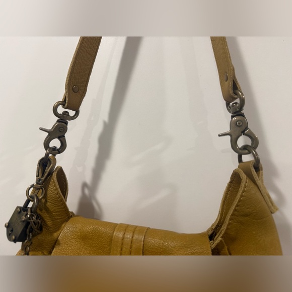 We the Free Baby Leigh Distressed Leather Tote Bag, NWOT - Picture 12 of 16